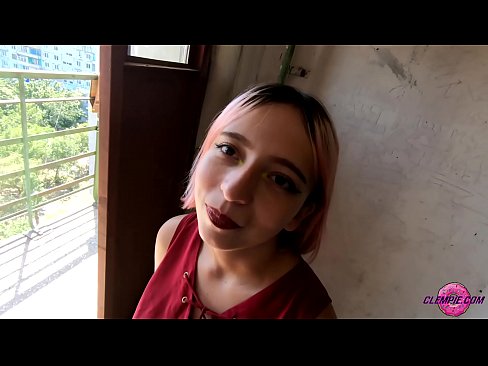 ❤️ Studentė jausmingai čiulpia nepažįstamąjį užmiestyje - sperma ant jo veido ❤ Namų porno prie mūsų ﹏
